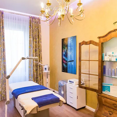 Parkhotel - Traditional Luxury 4*