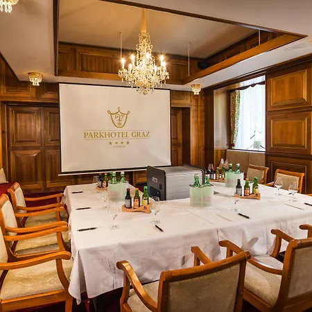 Parkhotel - Traditional Luxury 4*