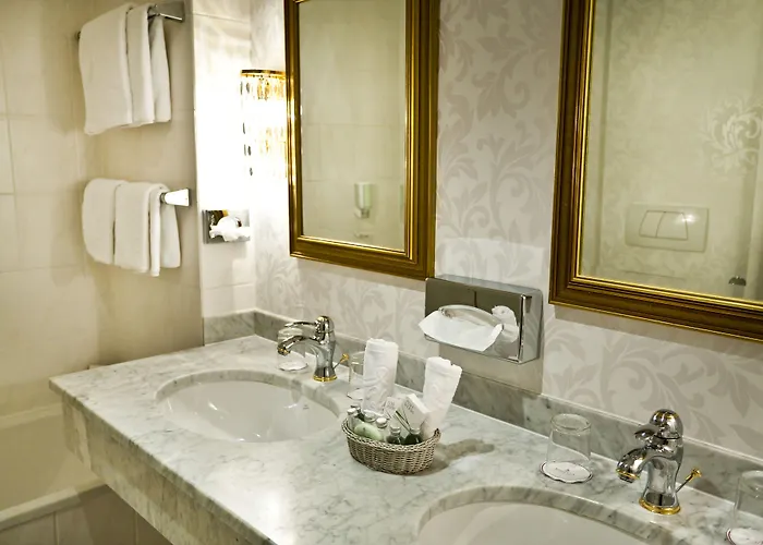 Parkhotel - Traditional Luxury 4*