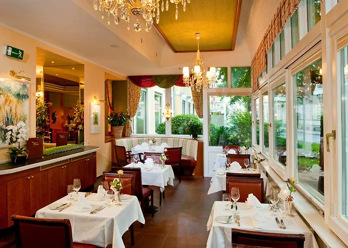 Parkhotel - Traditional Luxury 4*