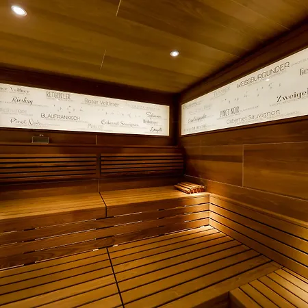 Parkhotel - Traditional Luxury Otel