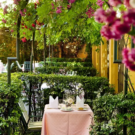 Parkhotel - Traditional Luxury Otel 4*