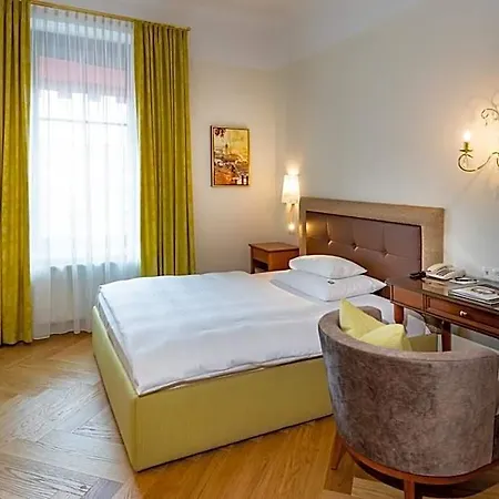 Parkhotel - Traditional Luxury Hotel Graz