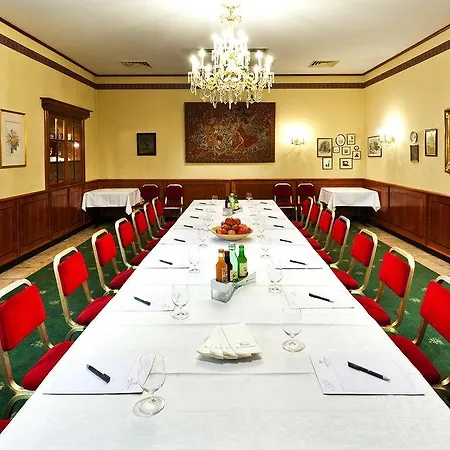 Parkhotel - Traditional Luxury Готель Грац