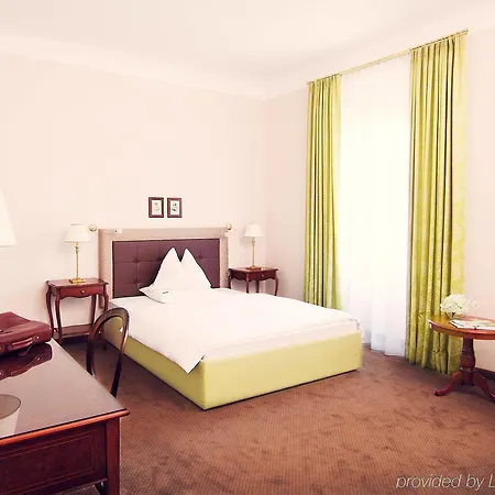 Parkhotel - Traditional Luxury Грац