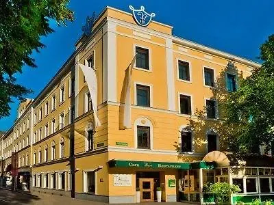 Отель Parkhotel - Traditional Luxury Грац