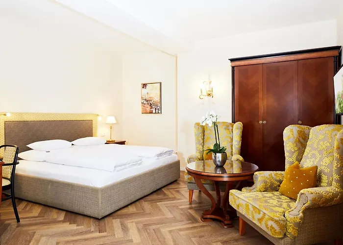 Parkhotel - Traditional Luxury 4*