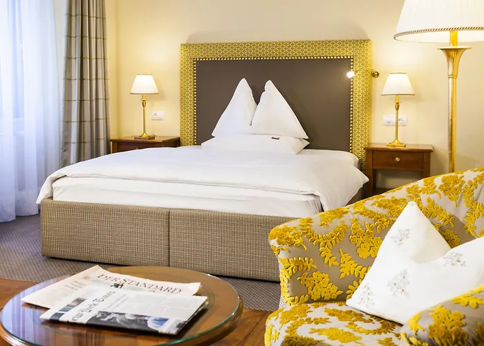 Parkhotel - Traditional Luxury Готель 4*