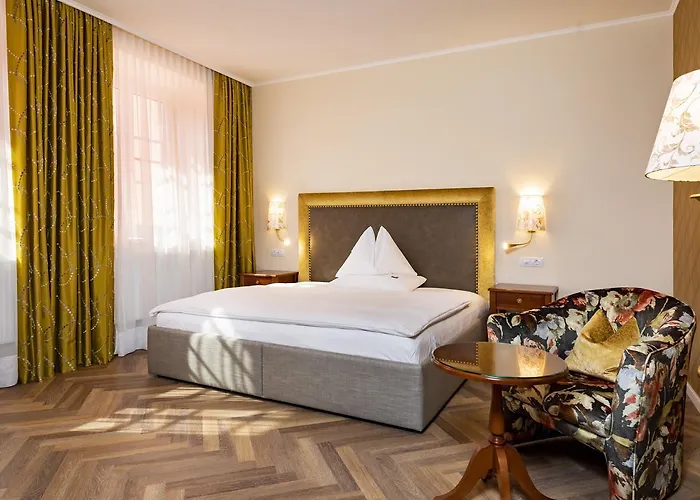 Готель Parkhotel - Traditional Luxury